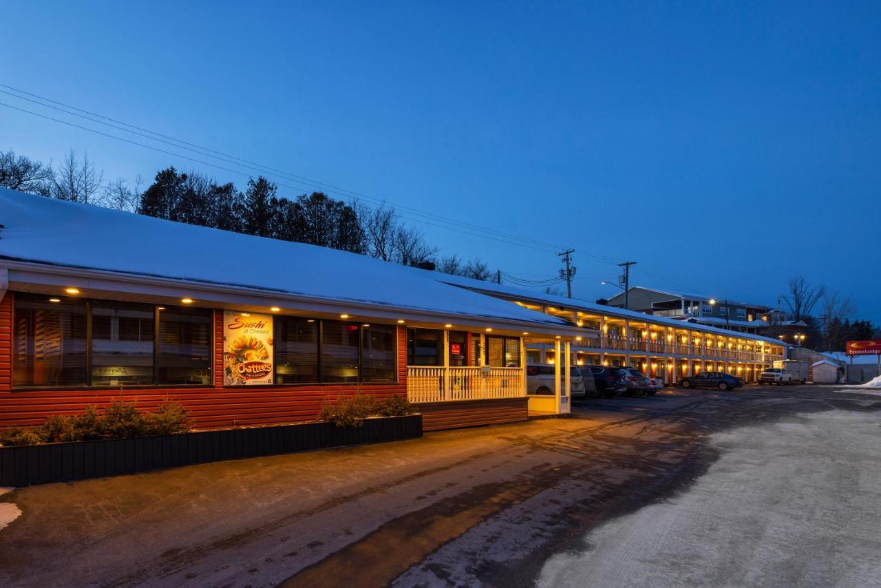 Econo Lodge Miramichi Eksteriør billede