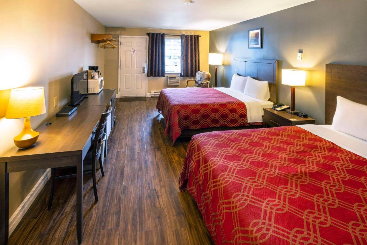 Econo Lodge Miramichi Eksteriør billede