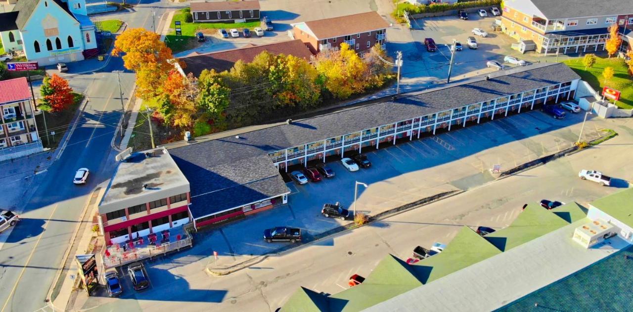 Econo Lodge Miramichi Eksteriør billede